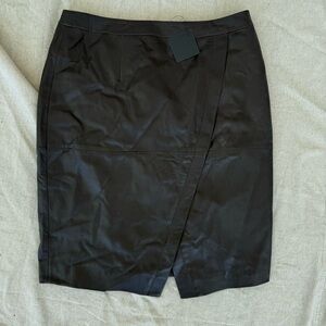 Halogen NWT Brown Leather Pencil Skirt High Waisted Slit Size 8